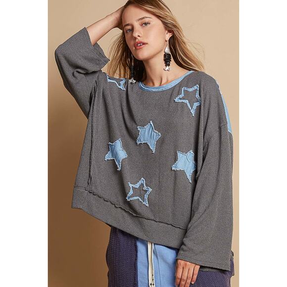POL Exposed Seam Star Denim Patch Round Neckline Relaxed Fit Sweater | Charcoal - Picture 2 of 6